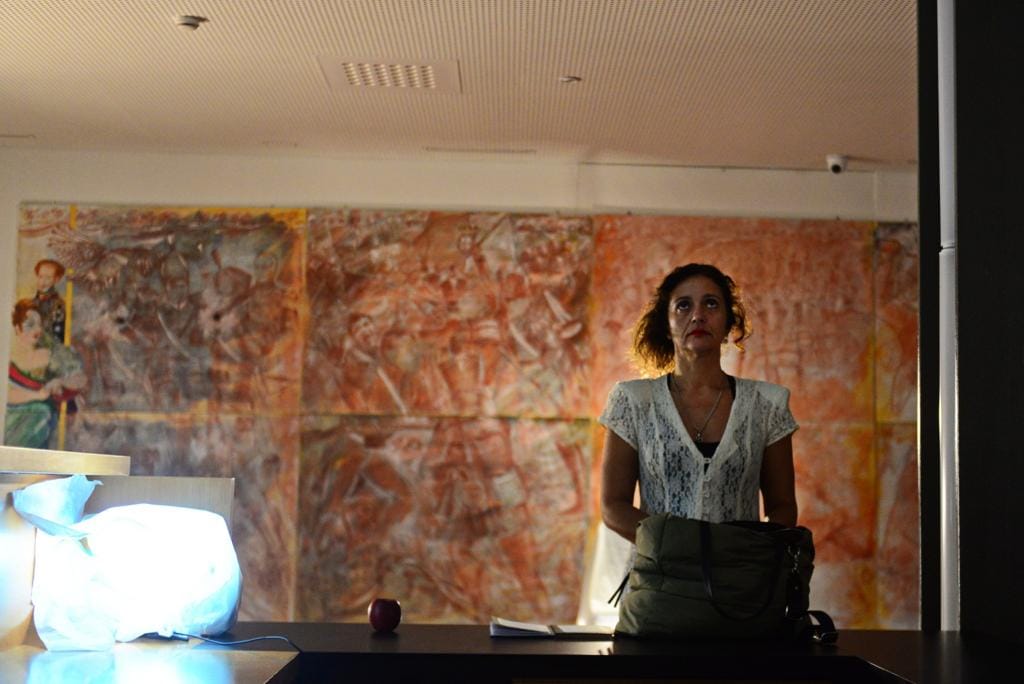 Liliana Janeiro na Biblioteca Daniel de Sá durante o lançamento do livro